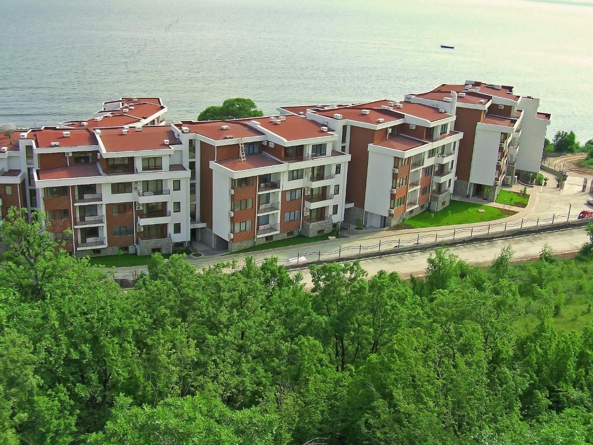 Messambria Beach Apartments Sveti Vlas Exterior photo